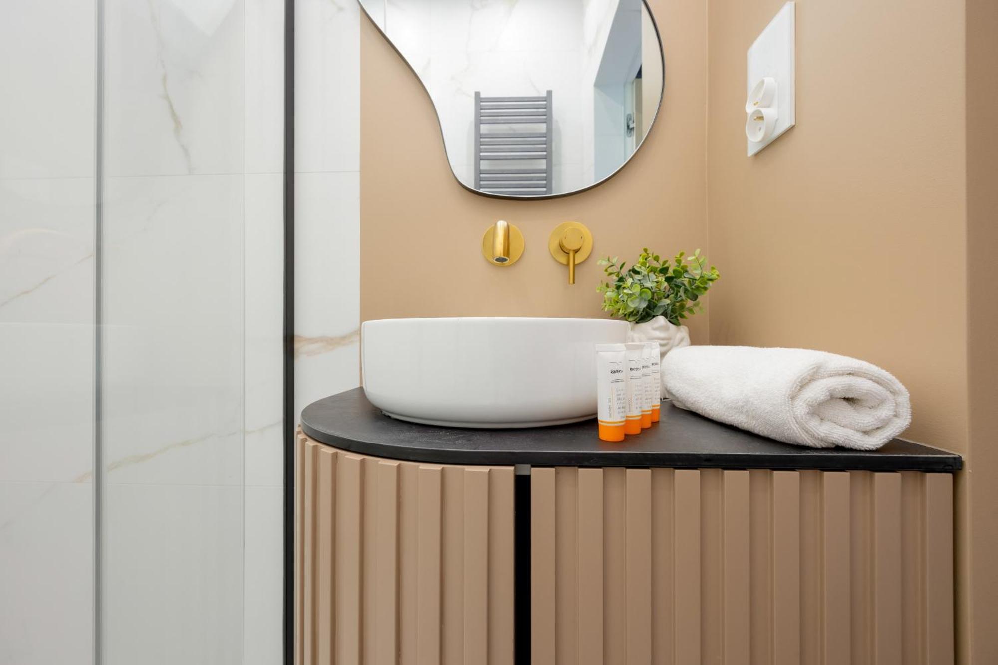Przytulne Studio W Zielonej Okolicy Srodmiescia By Noclegi Renters Warszawa Eksteriør billede